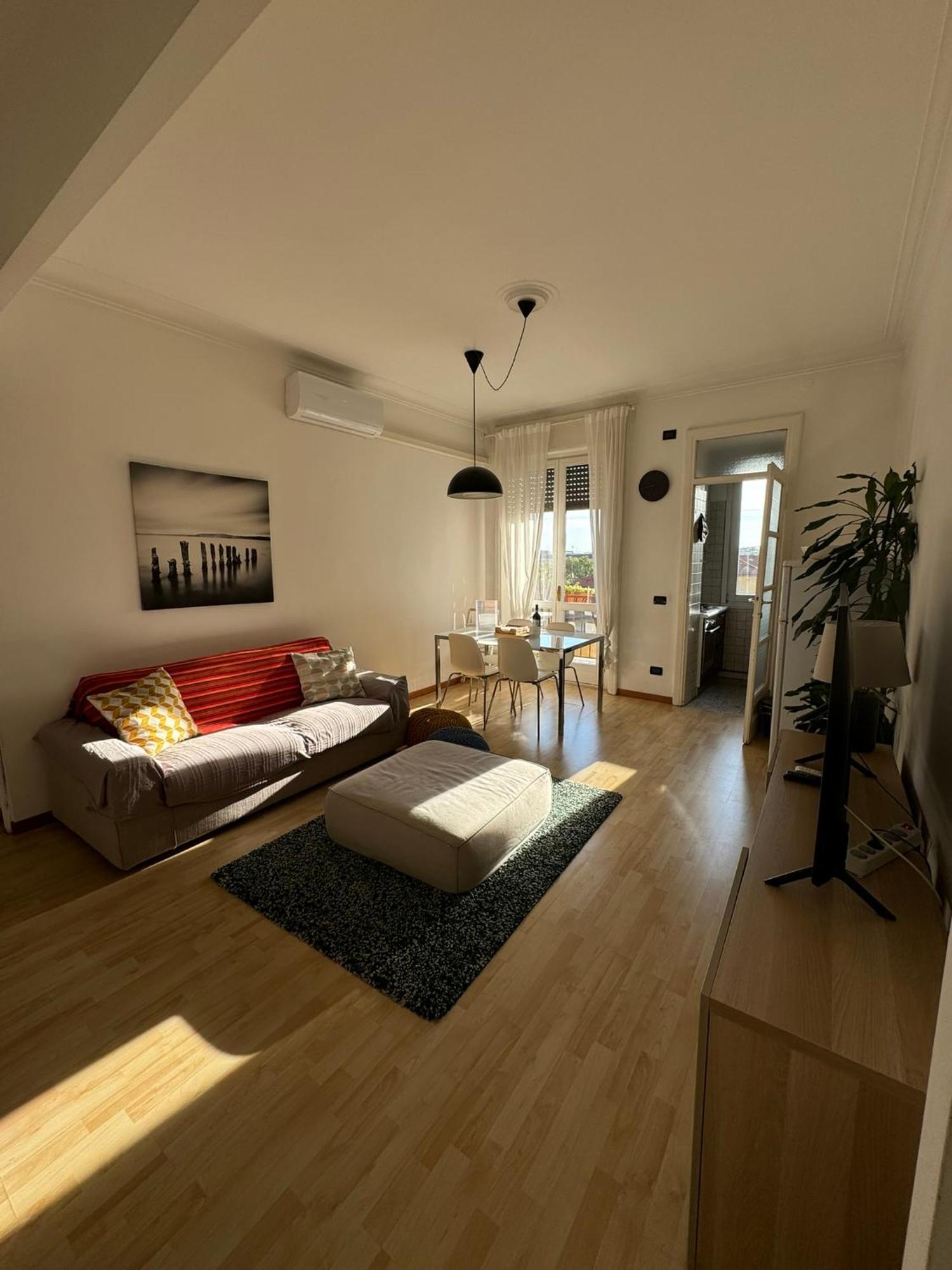 Trilocale Con Due Balconi A Isola Porta Nuova Apartamento Milão Exterior foto