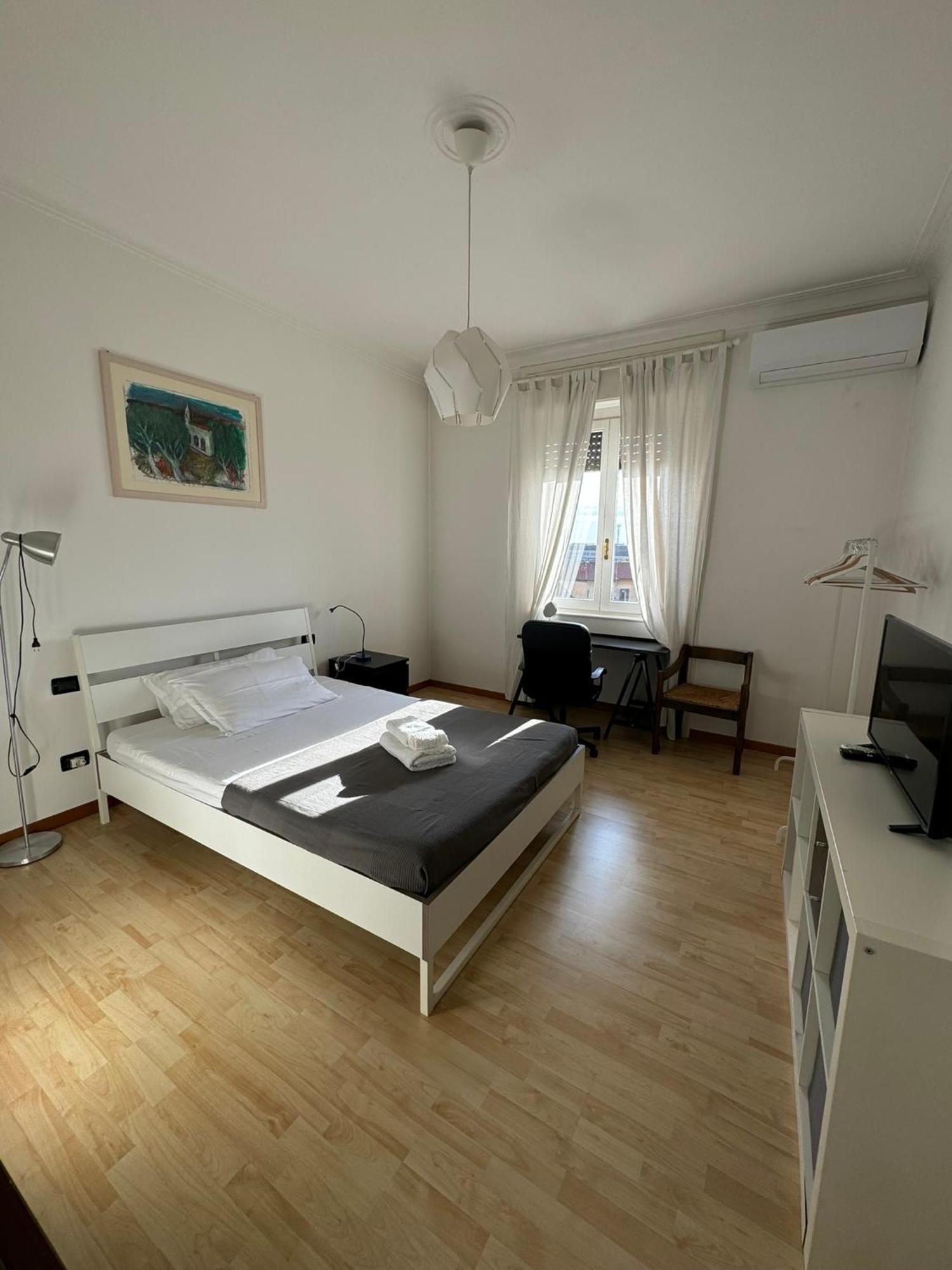 Trilocale Con Due Balconi A Isola Porta Nuova Apartamento Milão Exterior foto